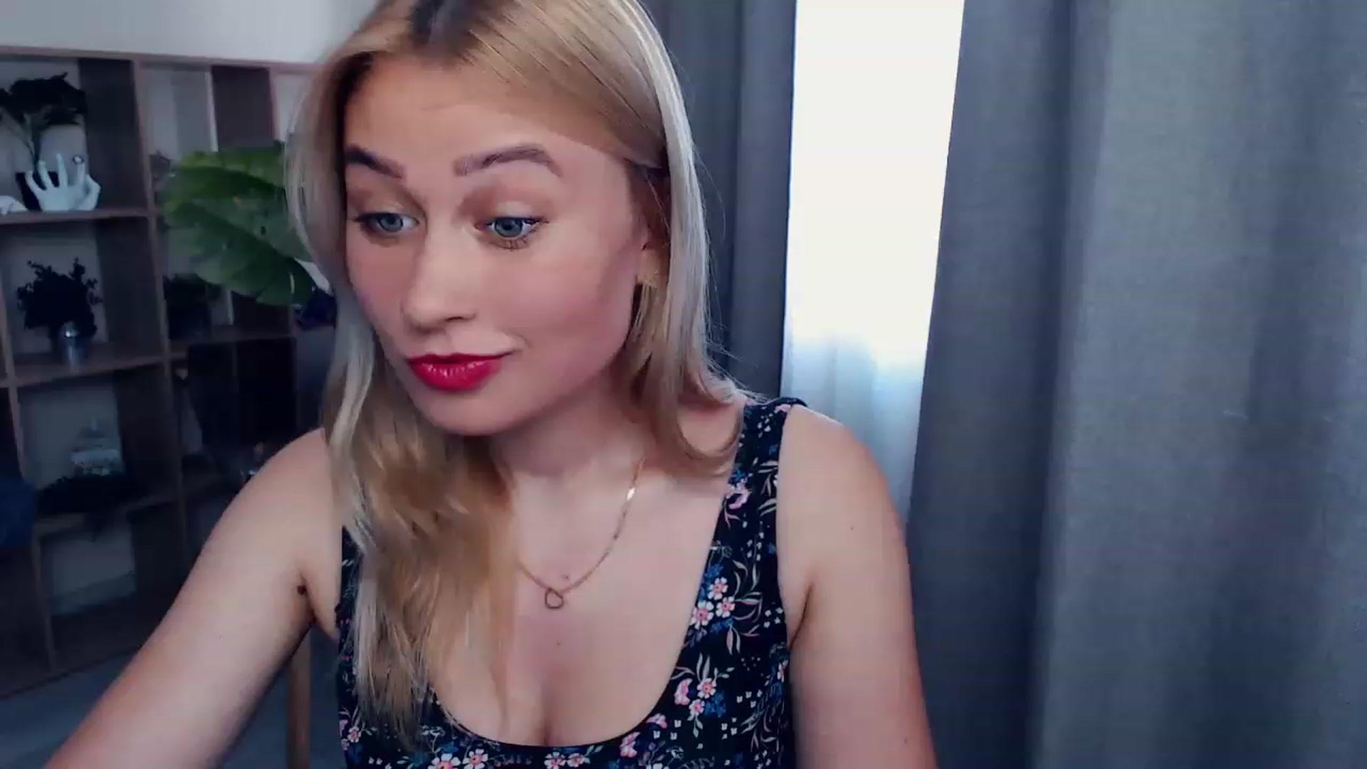 Gallery image thumbnail from Kukla_kolduna's myfreecams stream on, 07/02/2023, 15:12 image 2 of 20