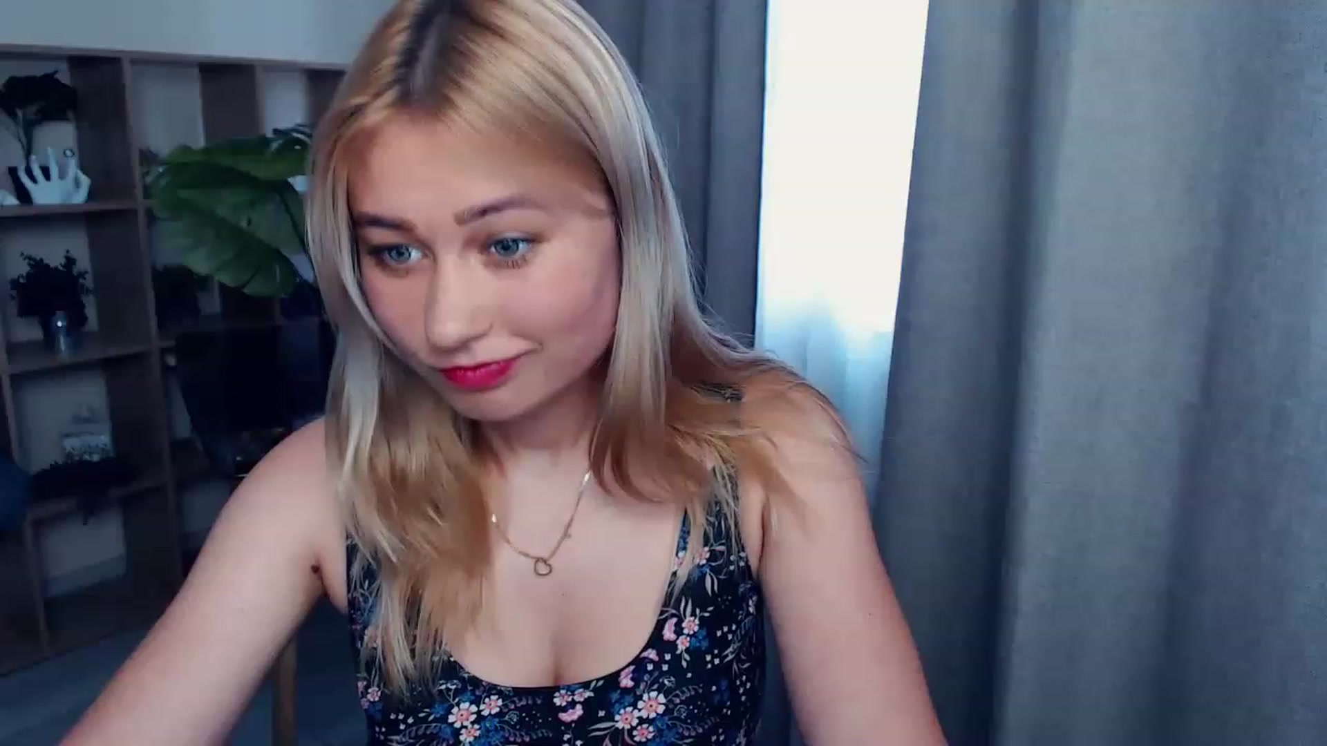 Gallery image thumbnail from Kukla_kolduna's myfreecams stream on, 07/02/2023, 15:12 image 11 of 20