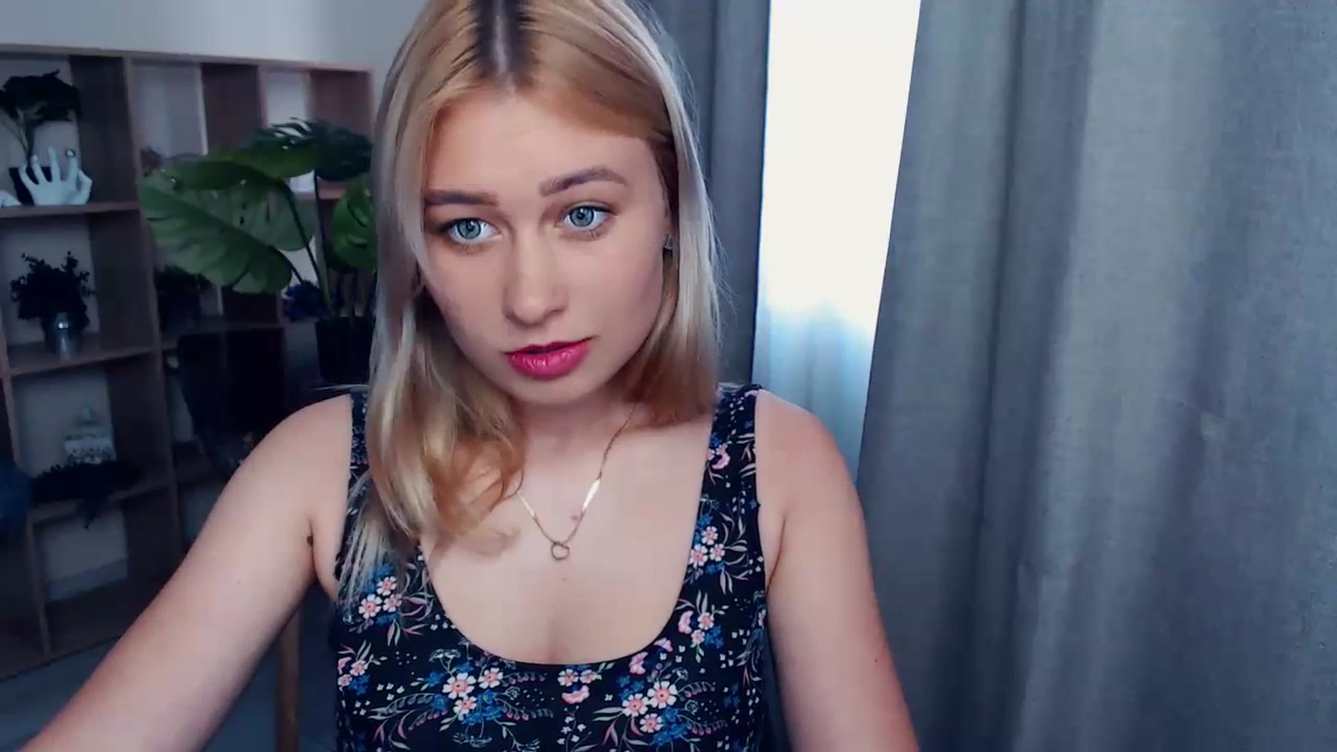 Gallery image thumbnail from Kukla_kolduna's myfreecams stream on, 07/02/2023, 15:53 image 11 of 20