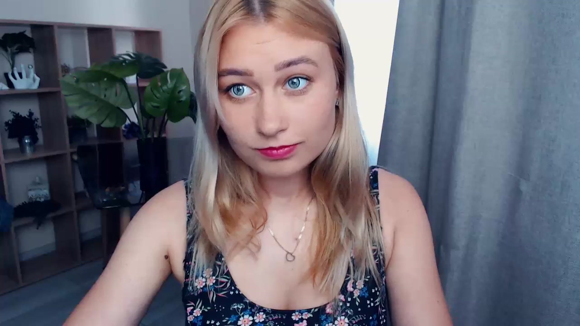 Gallery image thumbnail from Kukla_kolduna's myfreecams stream on, 07/02/2023, 15:53 image 9 of 20