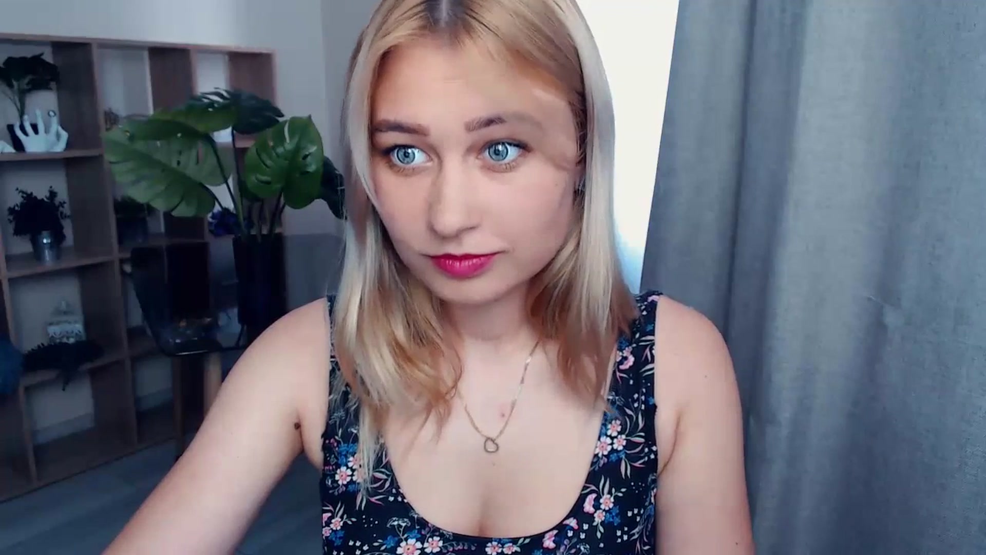 Gallery image thumbnail from Kukla_kolduna's myfreecams stream on, 07/02/2023, 15:53 image 6 of 20