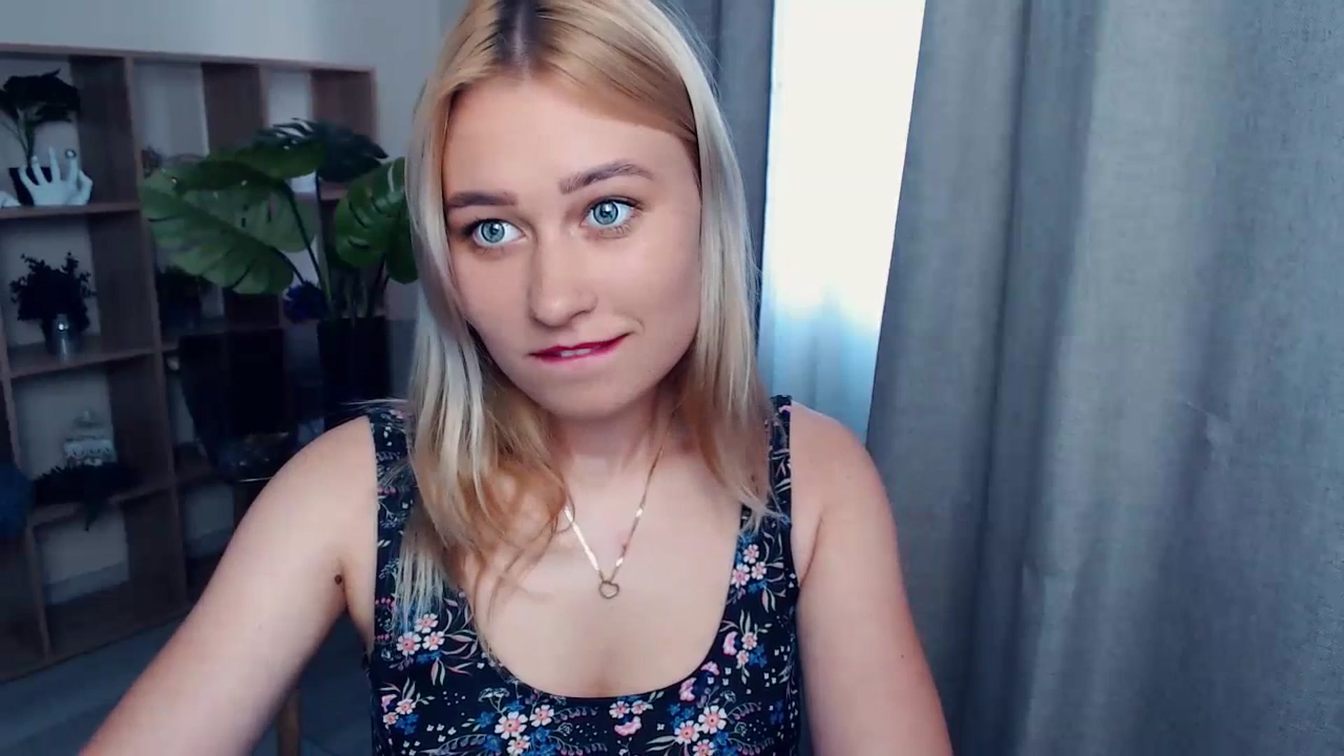 Gallery image thumbnail from Kukla_kolduna's myfreecams stream on, 07/02/2023, 15:53 image 17 of 20