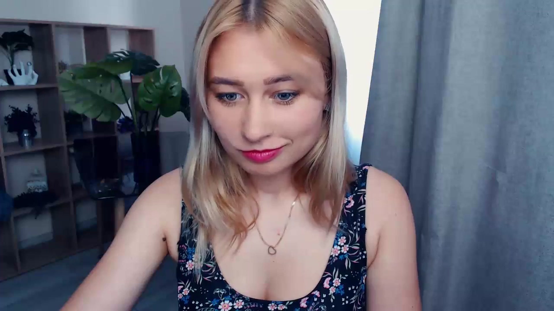 Gallery image thumbnail from Kukla_kolduna's myfreecams stream on, 07/02/2023, 15:53 image 5 of 20
