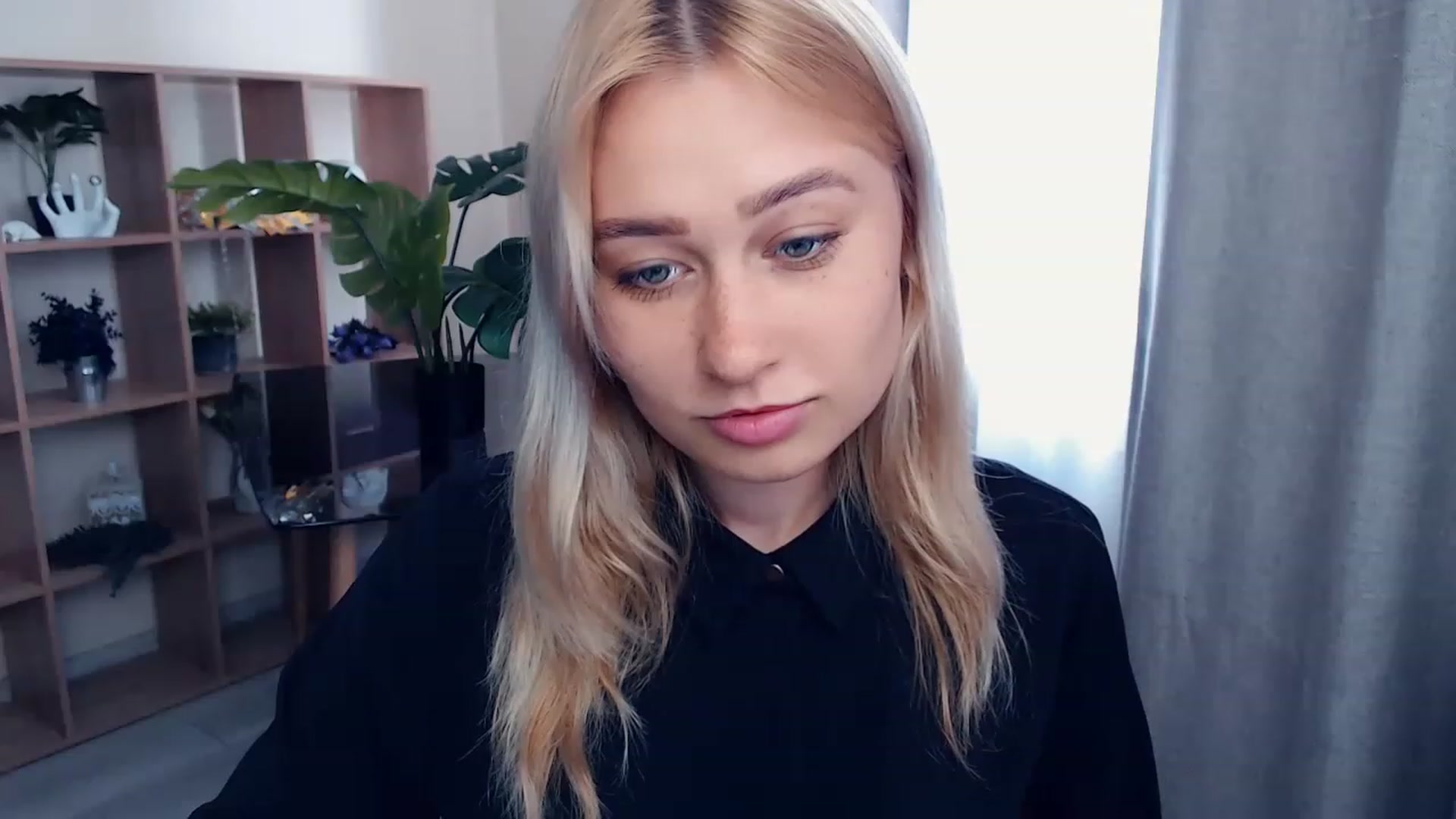Gallery image thumbnail from Kukla_kolduna's myfreecams stream on, 07/03/2023, 14:03 image 19 of 20