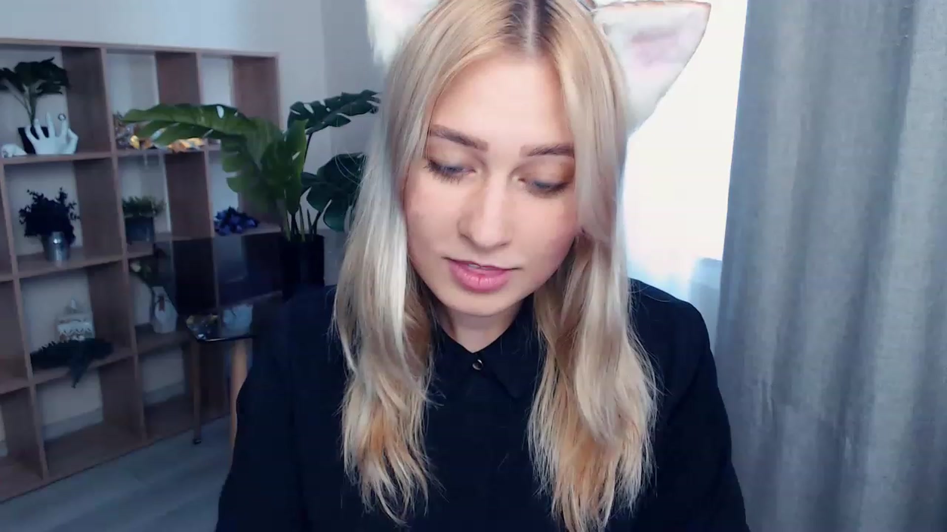 Gallery image thumbnail from Kukla_kolduna's myfreecams stream on, 07/03/2023, 15:15 image 20 of 20