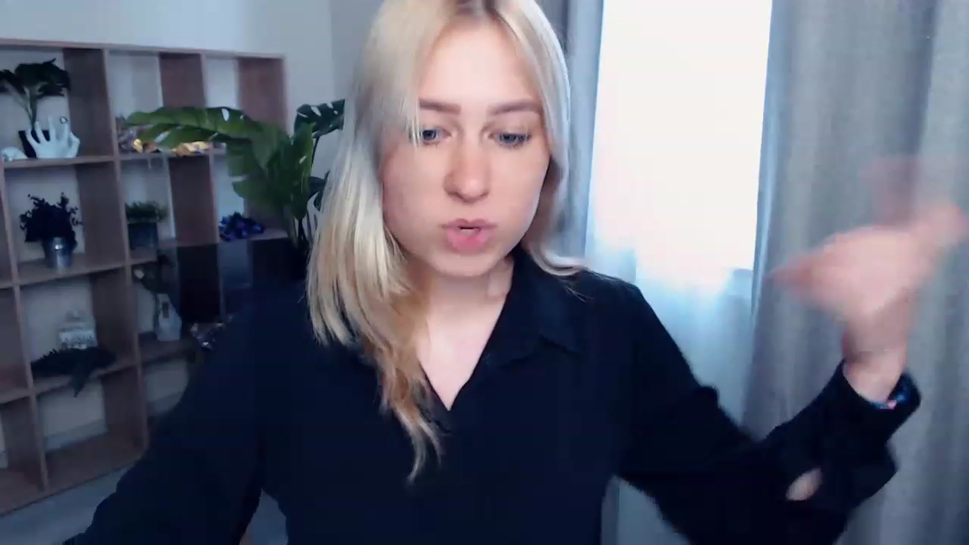 Gallery image thumbnail from Kukla_kolduna's myfreecams stream on, 07/03/2023, 15:15 image 9 of 20