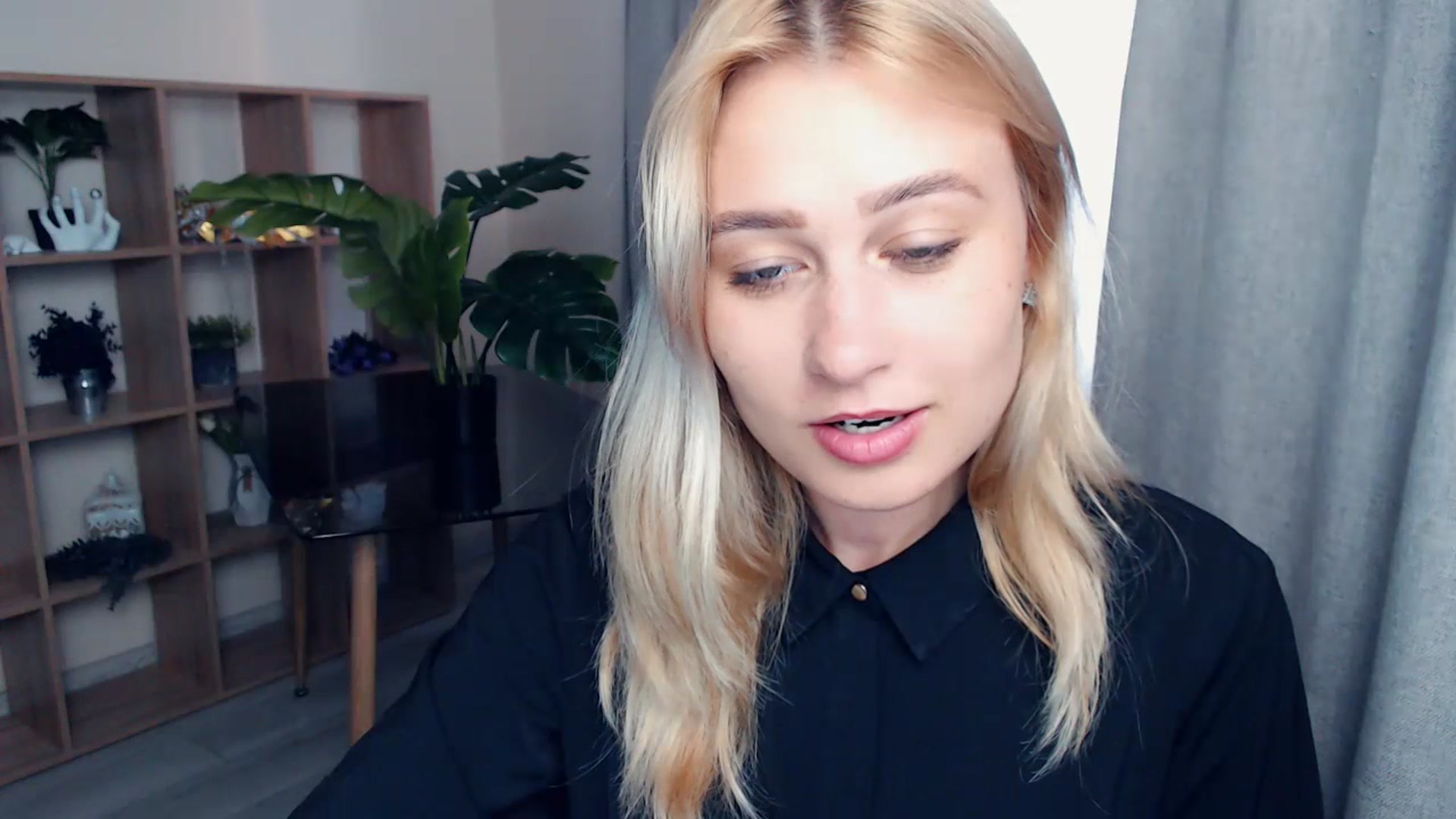 Gallery image thumbnail from Kukla_kolduna's myfreecams stream on, 07/03/2023, 18:35 image 3 of 20