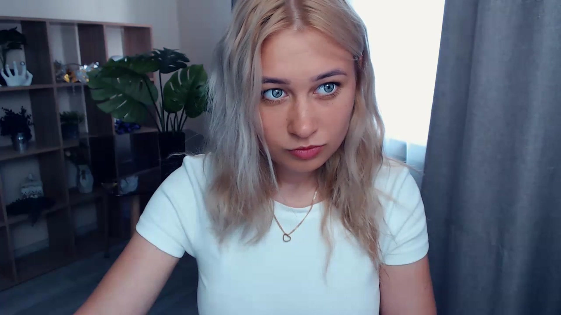 Gallery image thumbnail from Kukla_kolduna's myfreecams stream on, 07/06/2023, 14:41 image 20 of 20