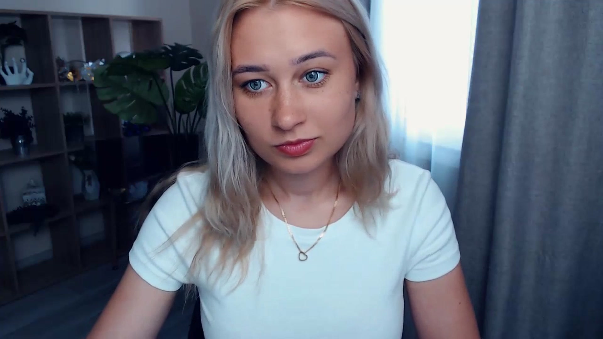Gallery image thumbnail from Kukla_kolduna's myfreecams stream on, 07/06/2023, 15:59 image 7 of 20