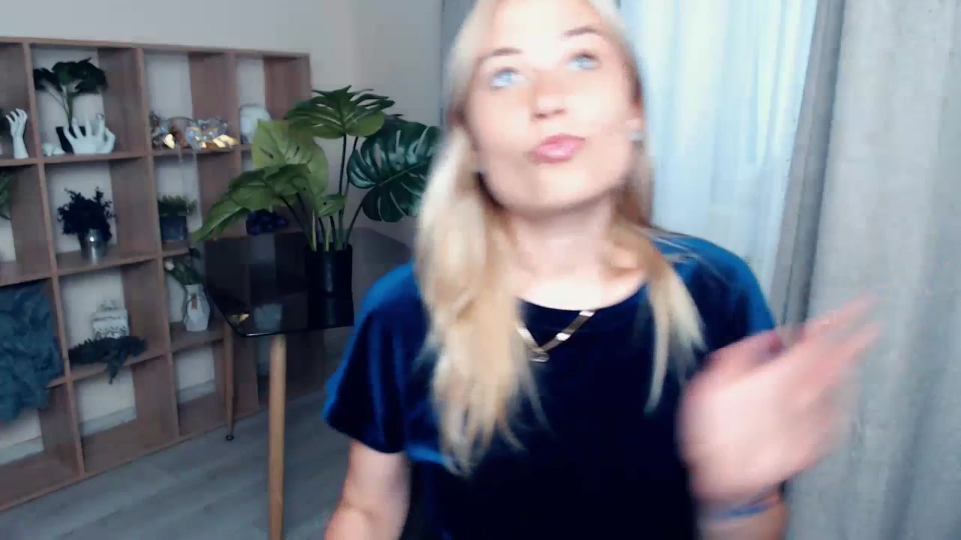 Gallery image thumbnail from Kukla_kolduna's myfreecams stream on, 07/07/2023, 15:27 image 17 of 20