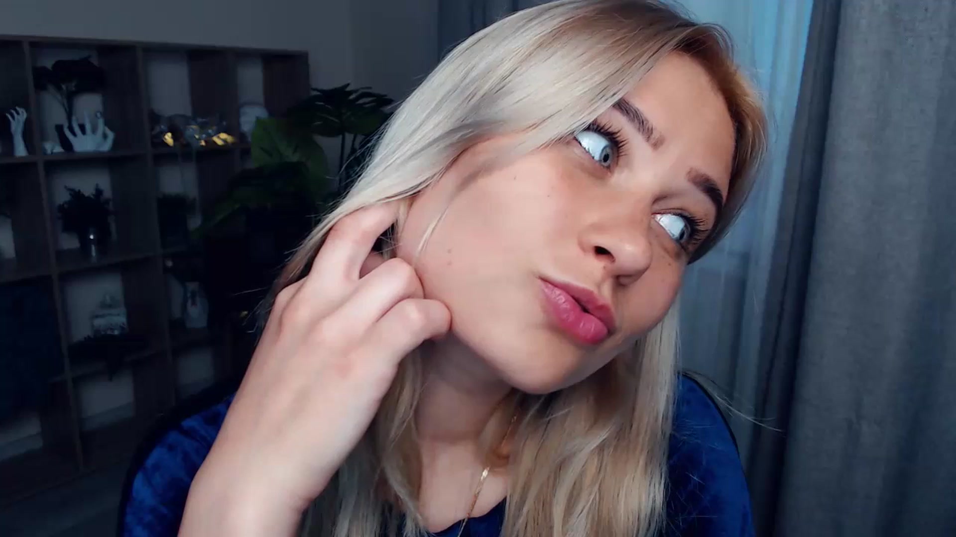 Gallery image thumbnail from Kukla_kolduna's myfreecams stream on, 07/07/2023, 15:27 image 20 of 20