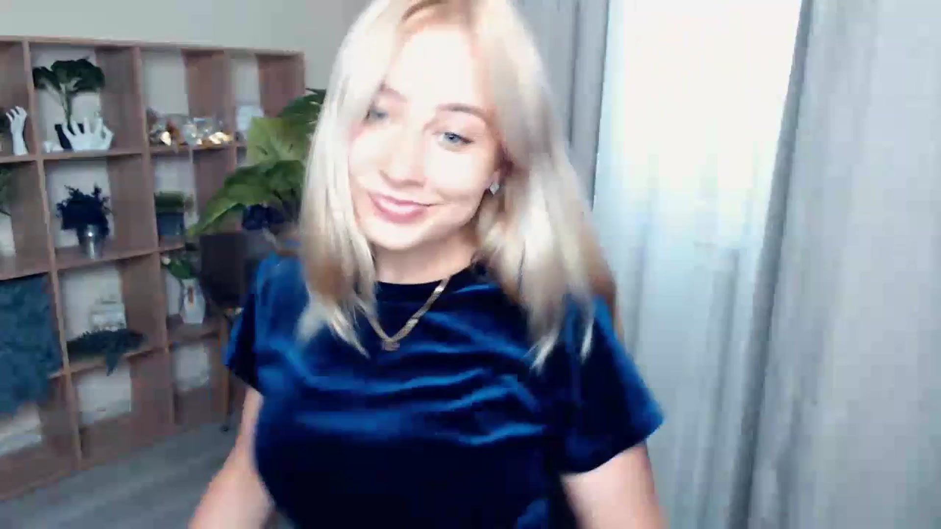 Gallery image thumbnail from Kukla_kolduna's myfreecams stream on, 07/07/2023, 15:27 image 9 of 20
