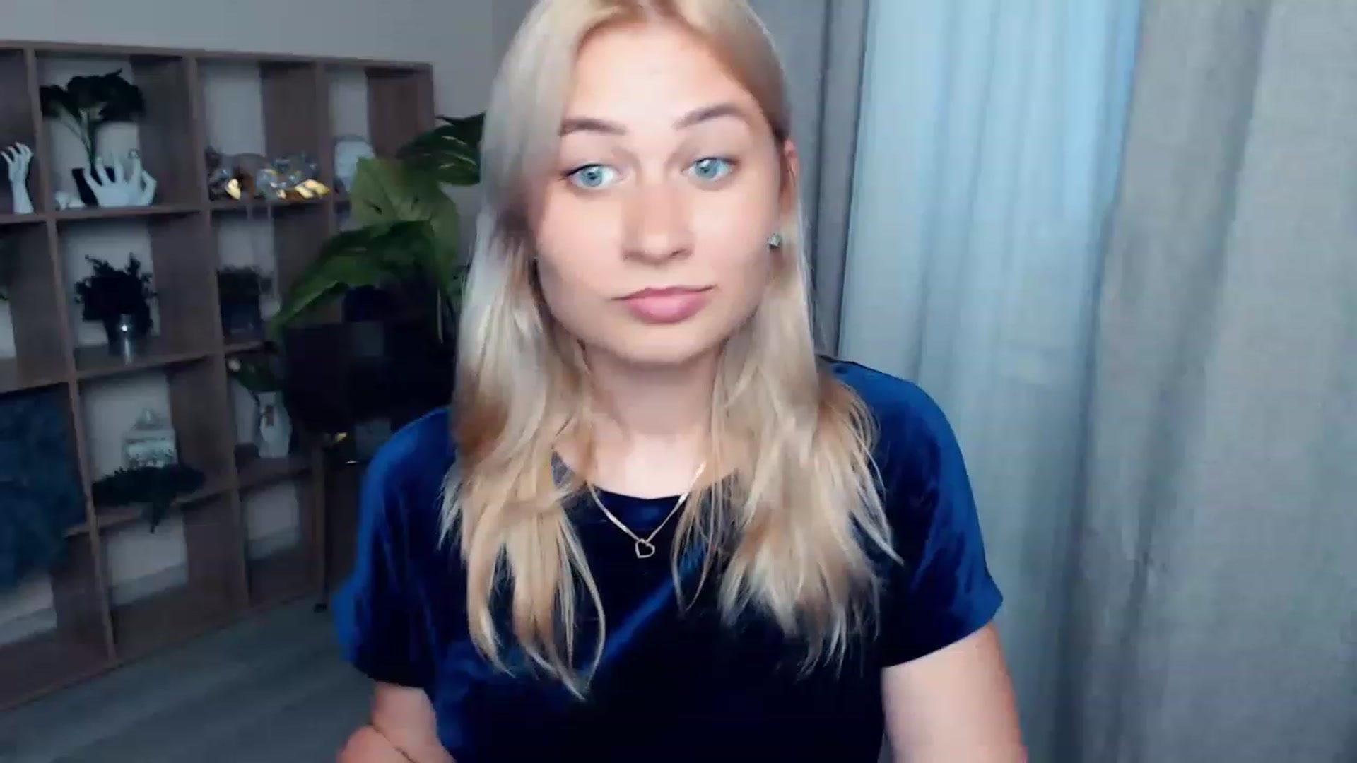 Gallery image thumbnail from Kukla_kolduna's myfreecams stream on, 07/07/2023, 16:13 image 4 of 20