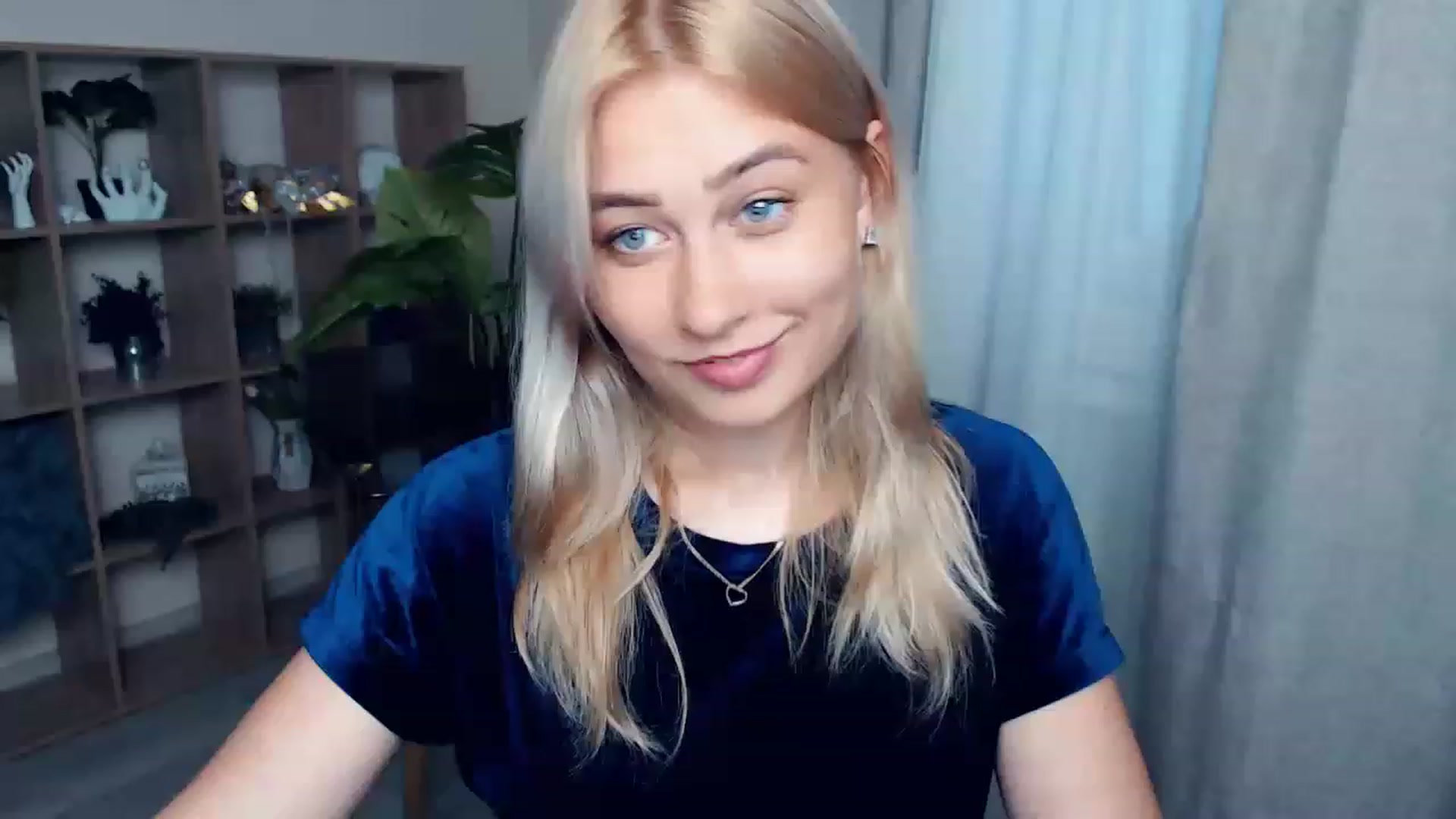 Gallery image thumbnail from Kukla_kolduna's myfreecams stream on, 07/07/2023, 16:13 image 7 of 20