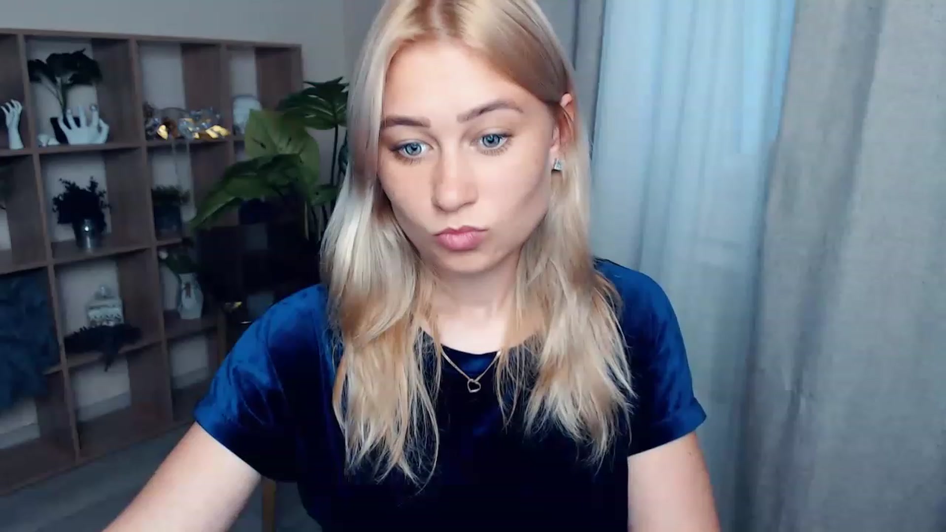 Gallery image thumbnail from Kukla_kolduna's myfreecams stream on, 07/07/2023, 16:13 image 9 of 20