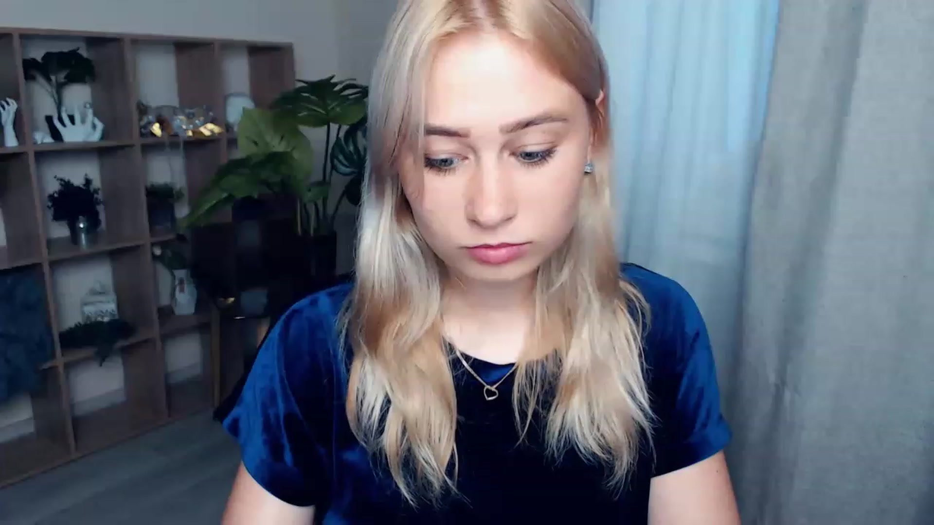 Gallery image thumbnail from Kukla_kolduna's myfreecams stream on, 07/07/2023, 16:13 image 12 of 20