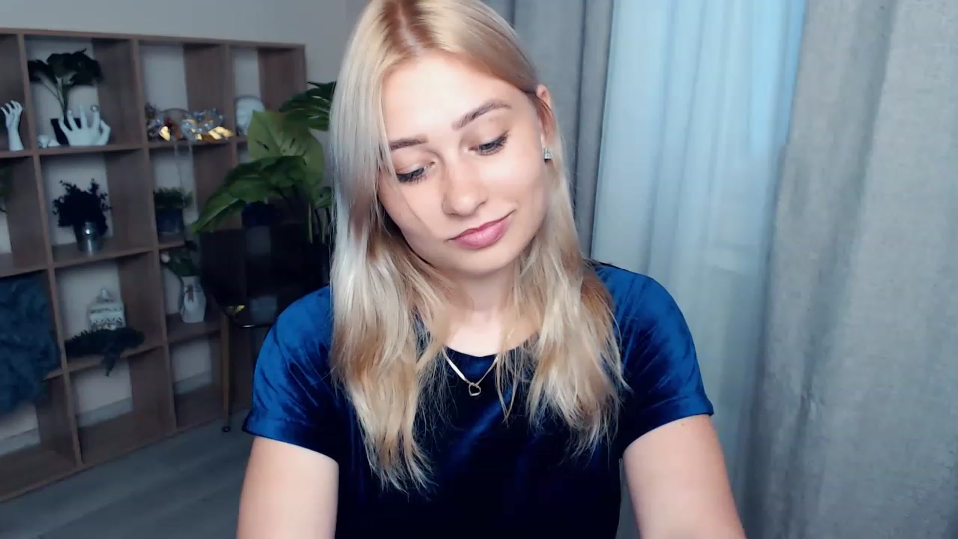 Gallery image thumbnail from Kukla_kolduna's myfreecams stream on, 07/07/2023, 16:13 image 2 of 20