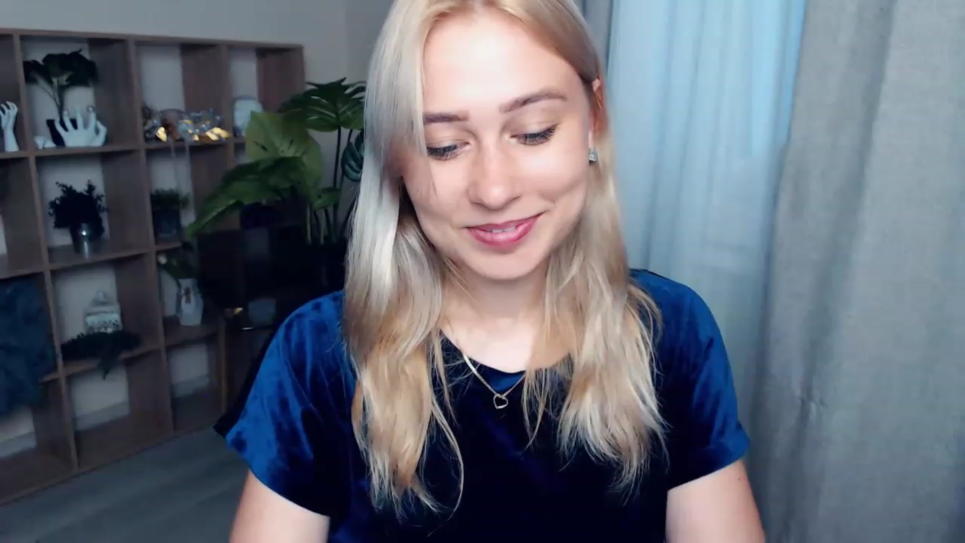Gallery image thumbnail from Kukla_kolduna's myfreecams stream on, 07/07/2023, 16:13 image 11 of 20
