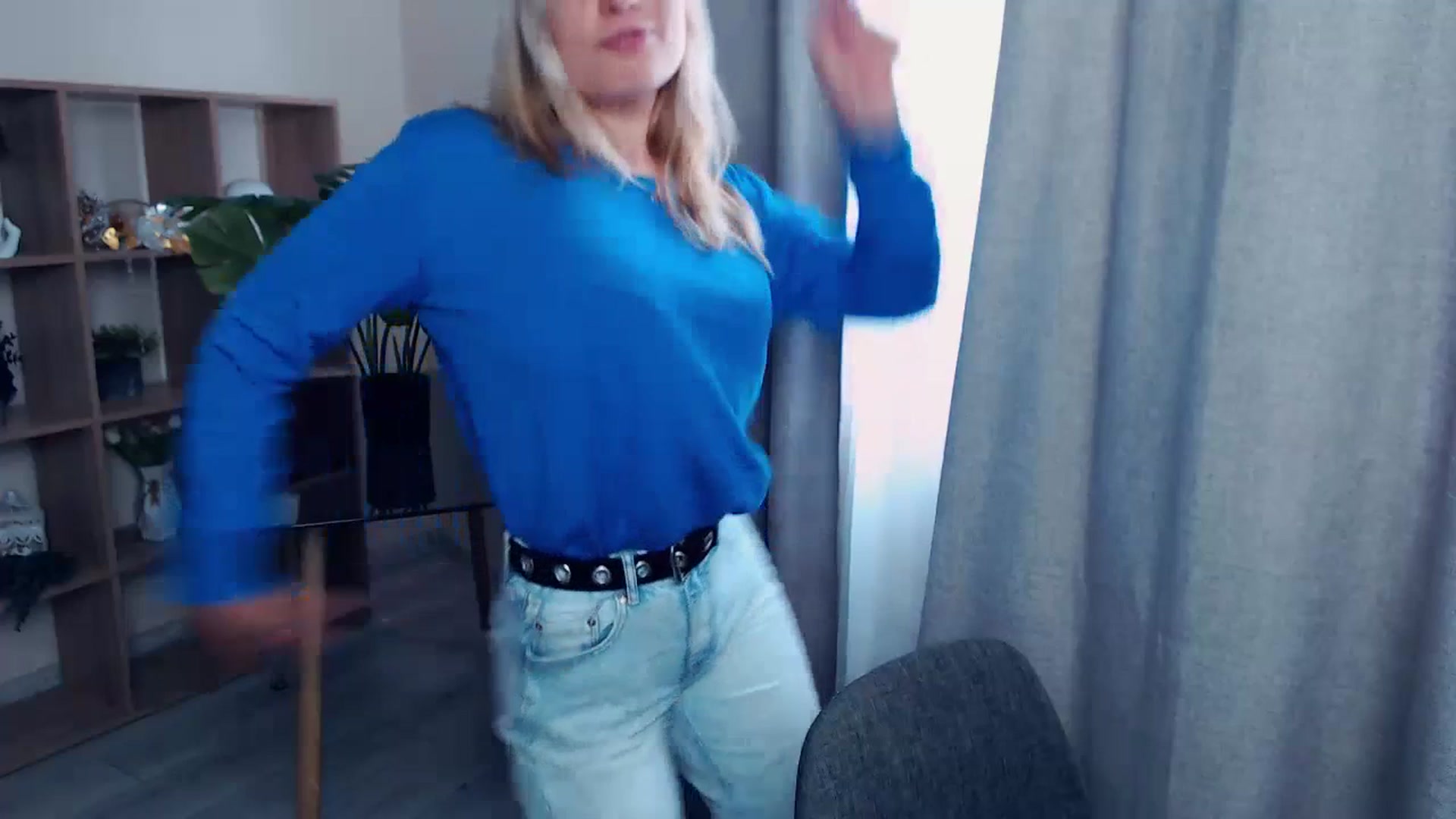 Gallery image thumbnail from Kukla_kolduna's myfreecams stream on, 07/08/2023, 12:08 image 4 of 20