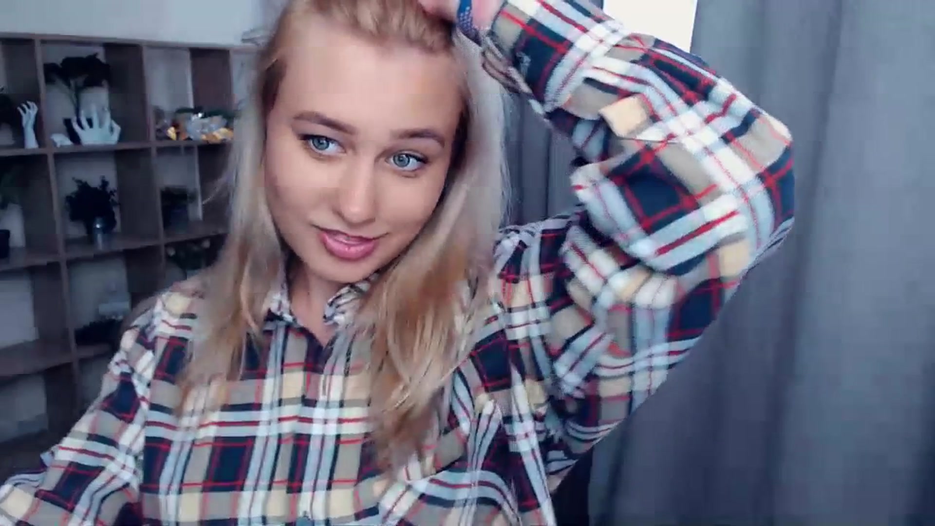Gallery image thumbnail from Kukla_kolduna's myfreecams stream on, 07/09/2023, 11:08 image 18 of 20