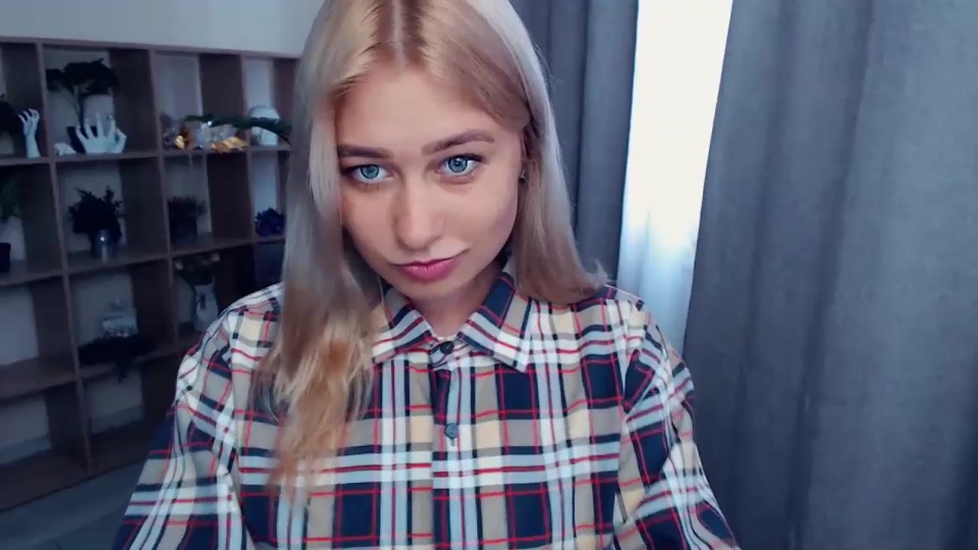 Gallery image thumbnail from Kukla_kolduna's myfreecams stream on, 07/09/2023, 11:08 image 7 of 20