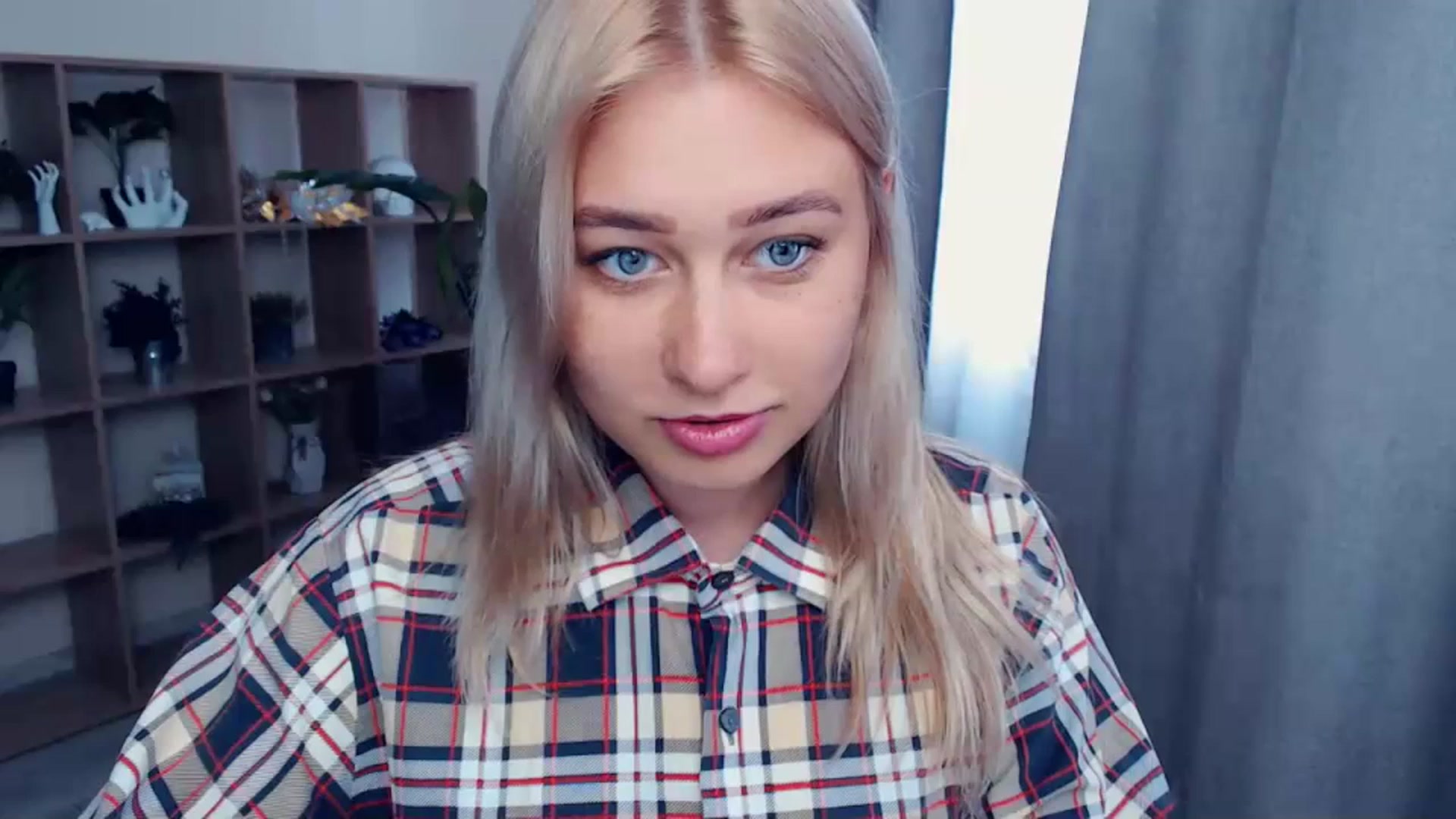 Gallery image thumbnail from Kukla_kolduna's myfreecams stream on, 07/09/2023, 11:08 image 1 of 20