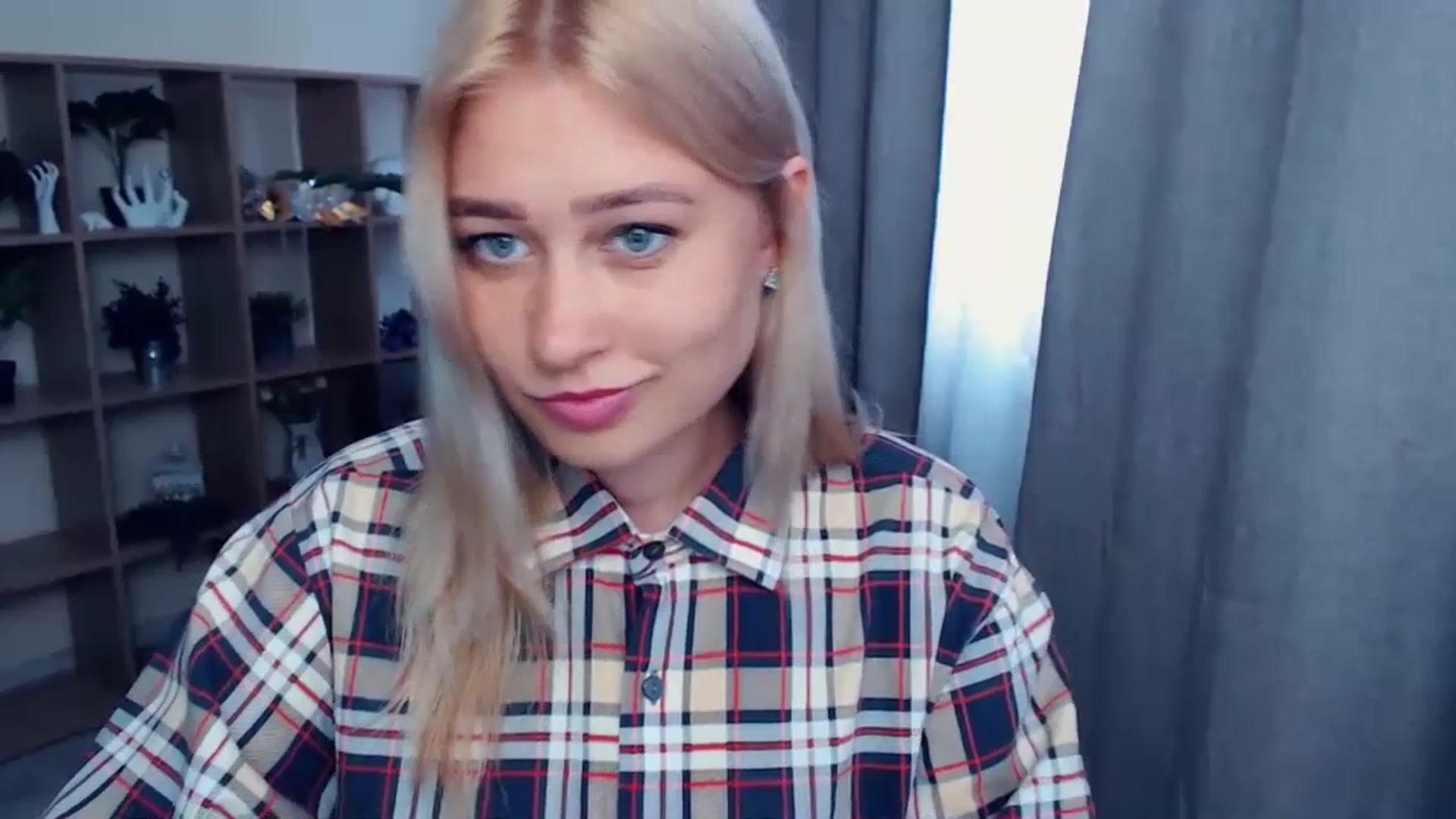 Gallery image thumbnail from Kukla_kolduna's myfreecams stream on, 07/09/2023, 11:08 image 9 of 20