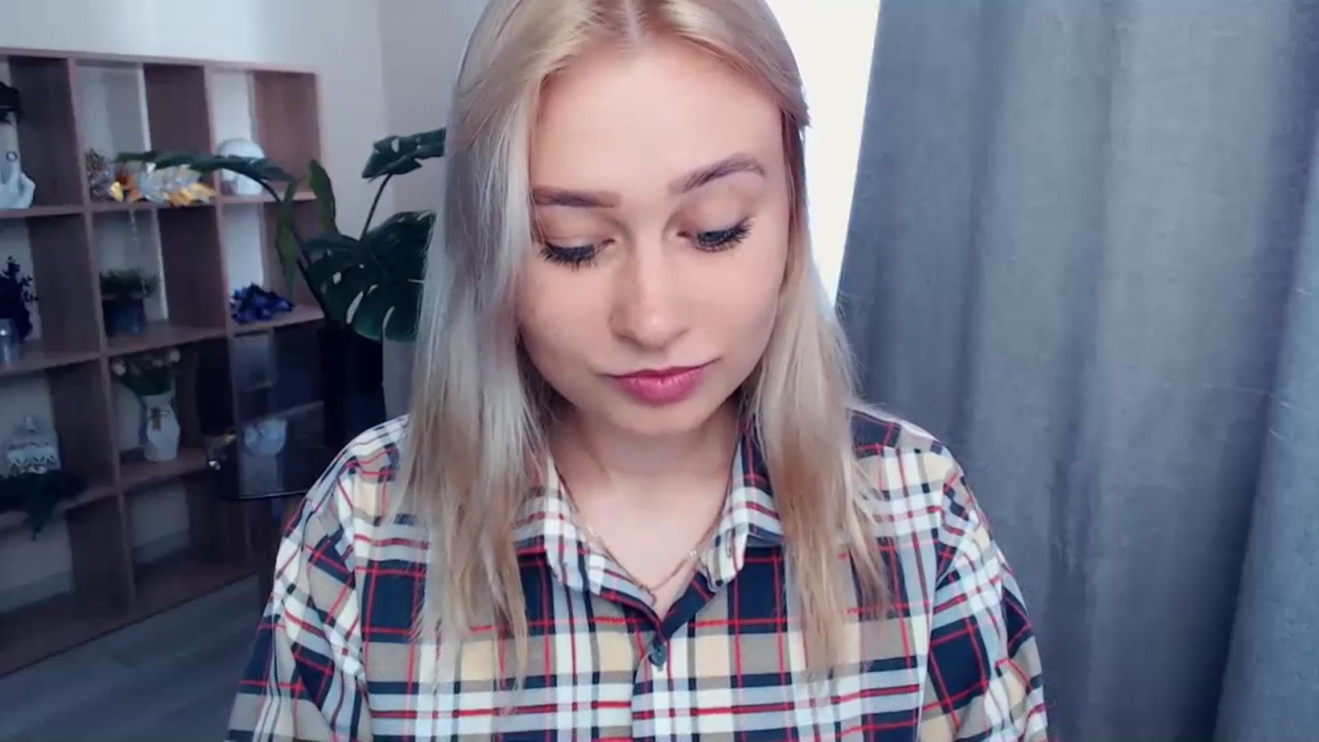Gallery image thumbnail from Kukla_kolduna's myfreecams stream on, 07/09/2023, 12:51 image 6 of 20