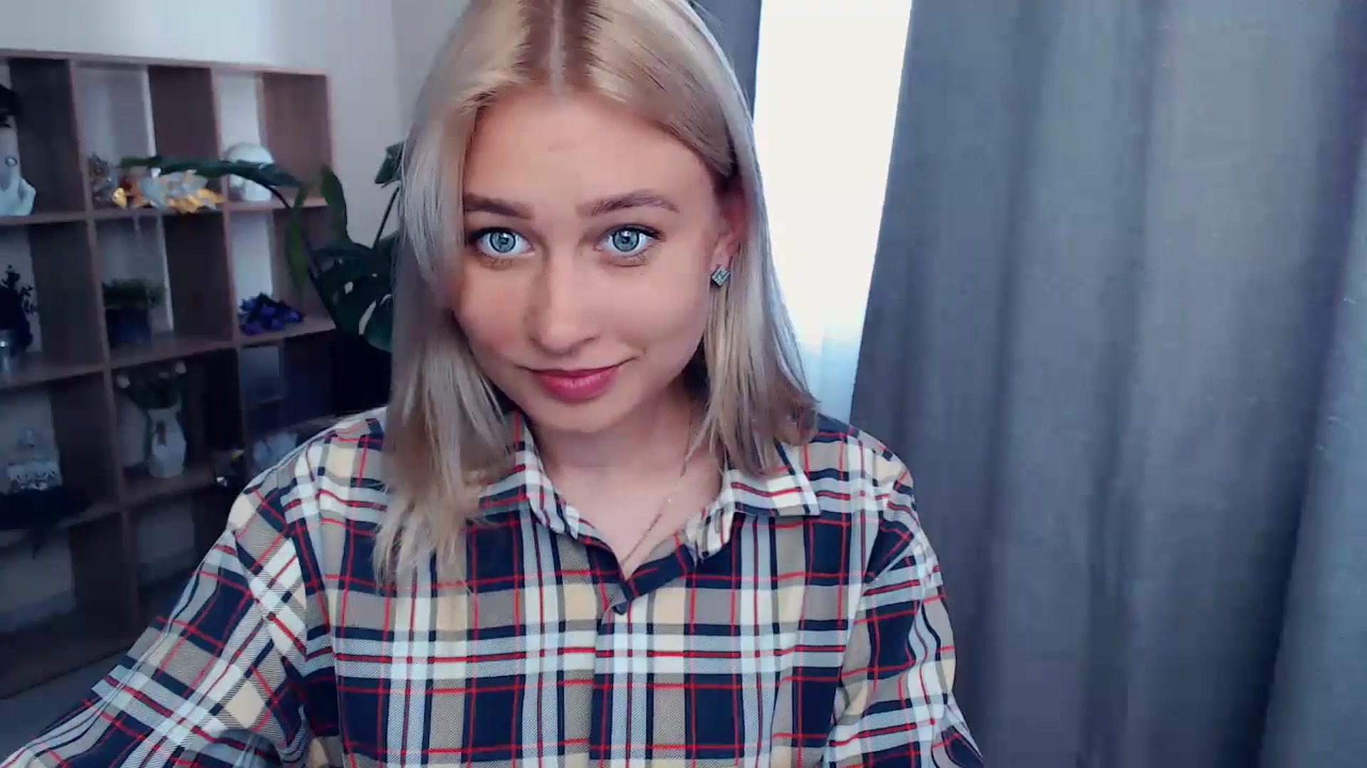 Gallery image thumbnail from Kukla_kolduna's myfreecams stream on, 07/09/2023, 12:51 image 15 of 20