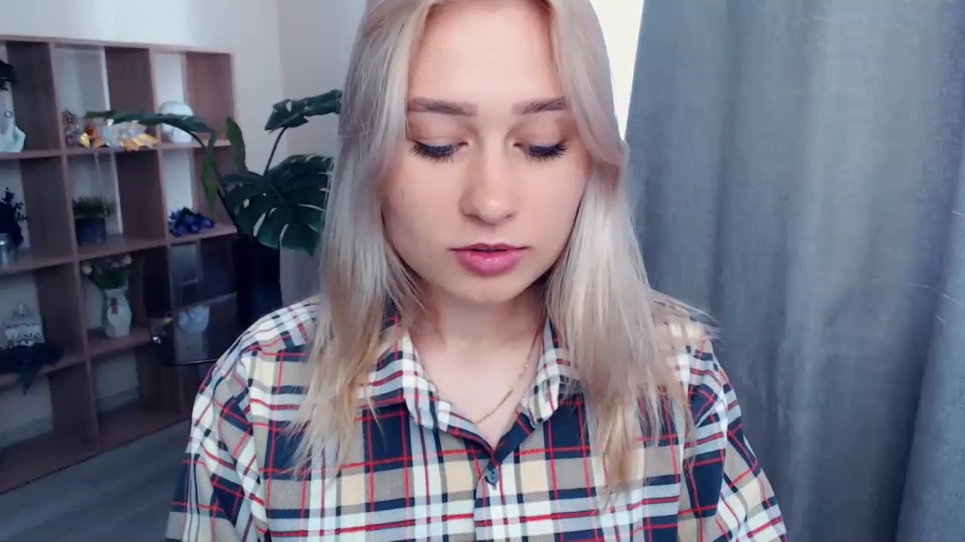 Gallery image thumbnail from Kukla_kolduna's myfreecams stream on, 07/09/2023, 12:51 image 5 of 20