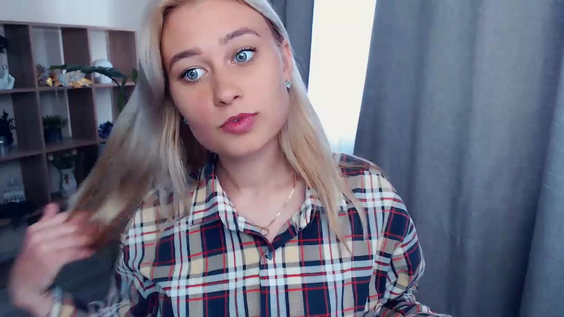 Gallery image thumbnail from Kukla_kolduna's myfreecams stream on, 07/09/2023, 12:51 image 17 of 20