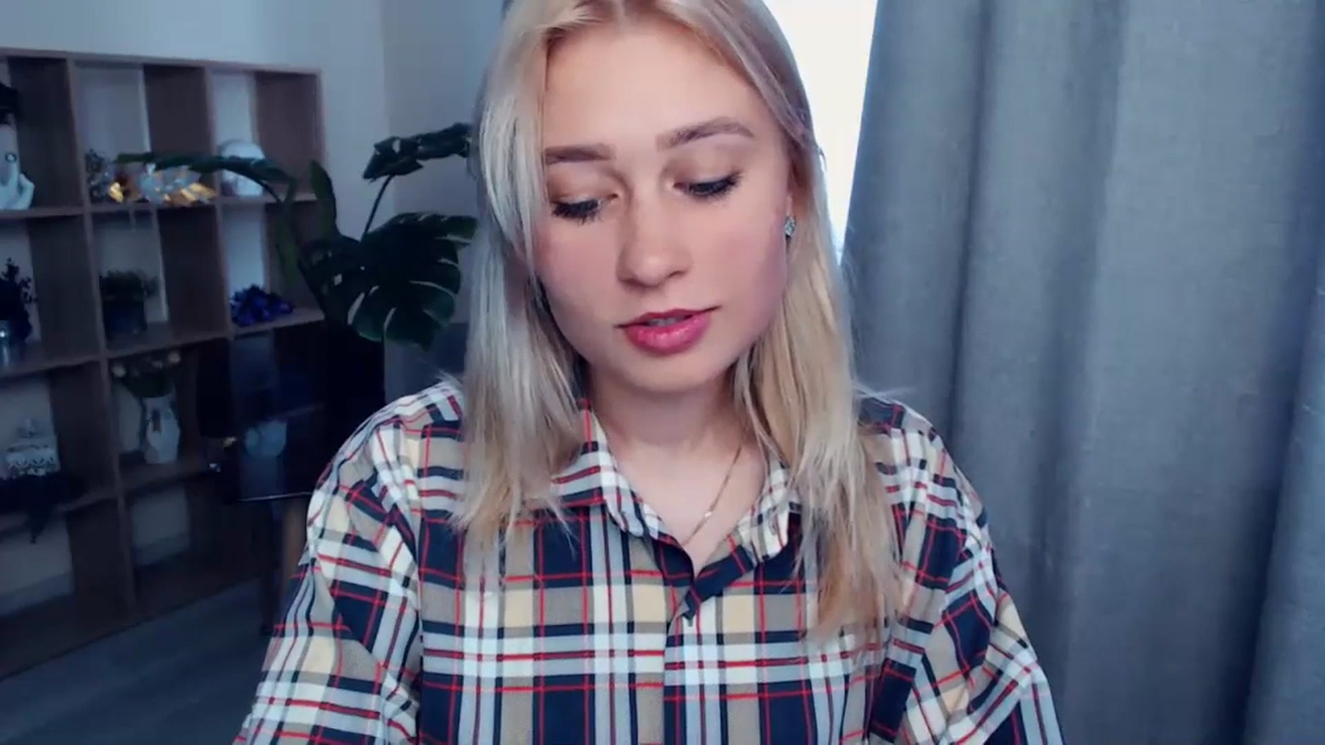 Gallery image thumbnail from Kukla_kolduna's myfreecams stream on, 07/09/2023, 13:27 image 10 of 20