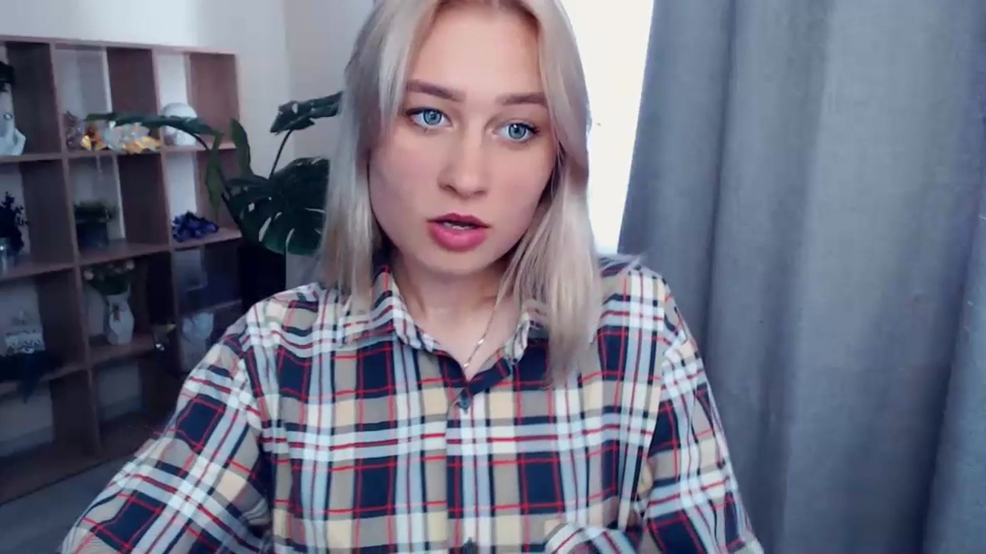 Gallery image thumbnail from Kukla_kolduna's myfreecams stream on, 07/09/2023, 13:27 image 4 of 20