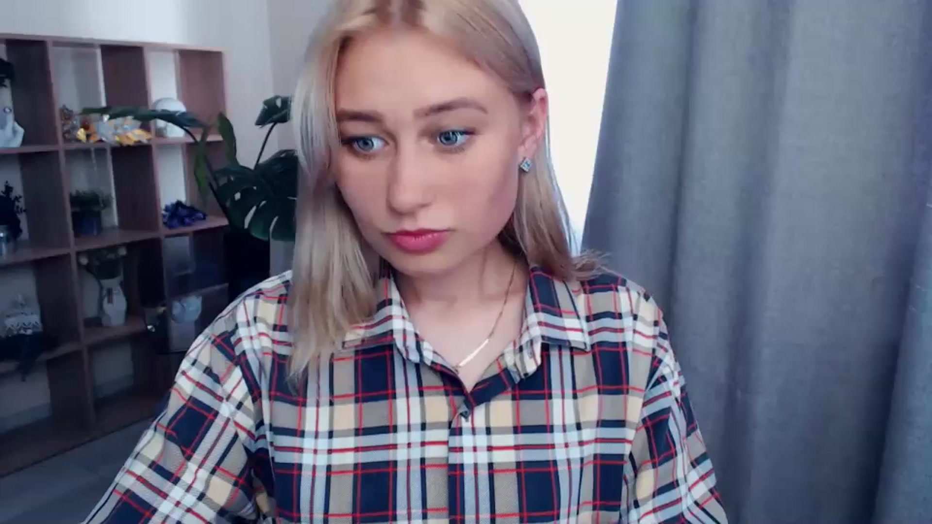 Gallery image thumbnail from Kukla_kolduna's myfreecams stream on, 07/09/2023, 13:27 image 16 of 20