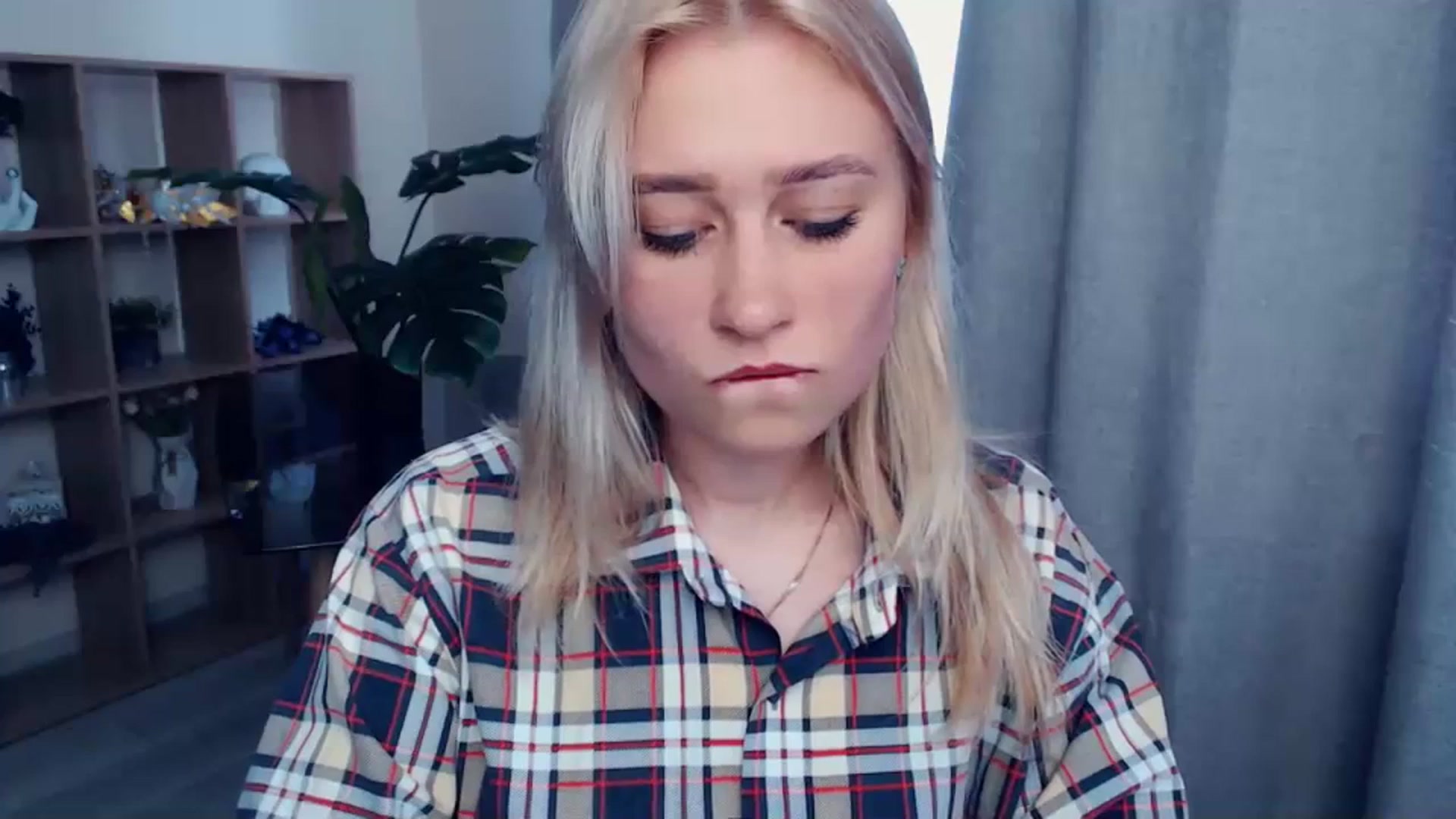 Gallery image thumbnail from Kukla_kolduna's myfreecams stream on, 07/09/2023, 13:27 image 8 of 20