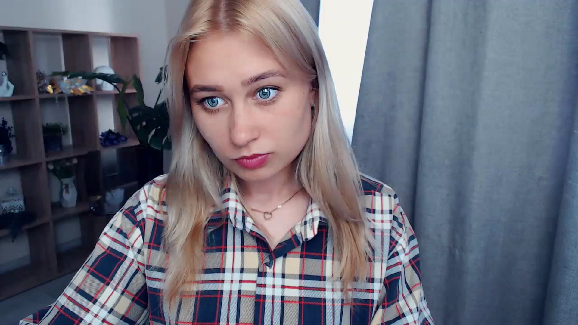 Gallery image thumbnail from Kukla_kolduna's myfreecams stream on, 07/09/2023, 15:54 image 15 of 20