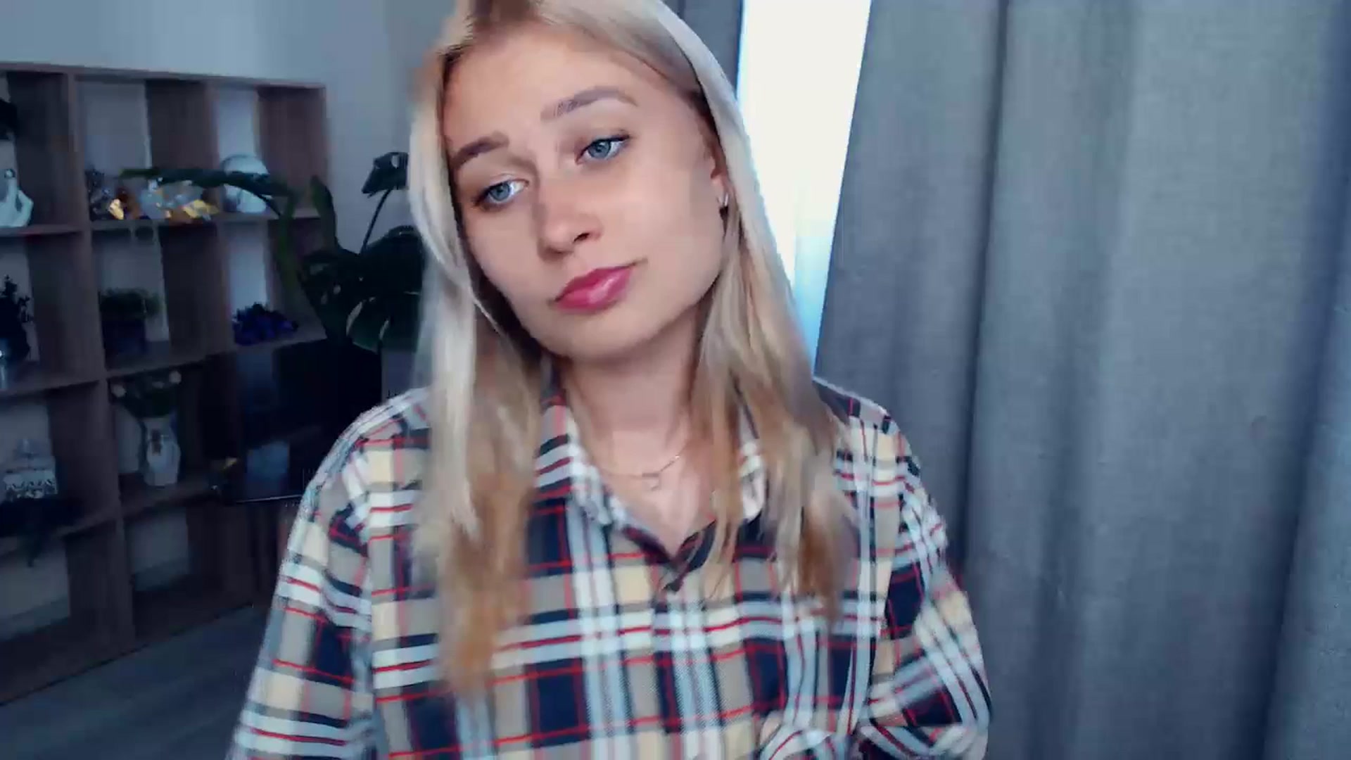 Gallery image thumbnail from Kukla_kolduna's myfreecams stream on, 07/09/2023, 15:54 image 5 of 20