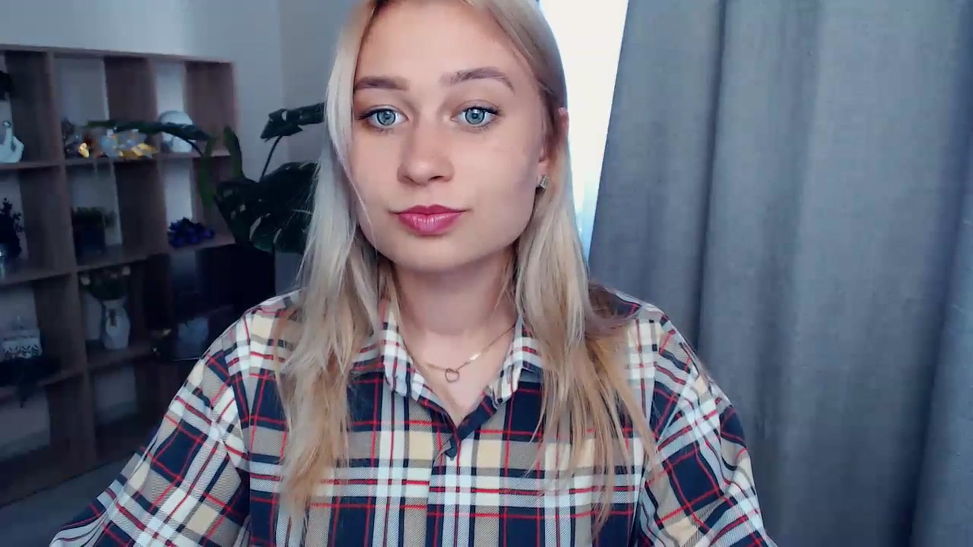 Gallery image thumbnail from Kukla_kolduna's myfreecams stream on, 07/09/2023, 15:54 image 13 of 20