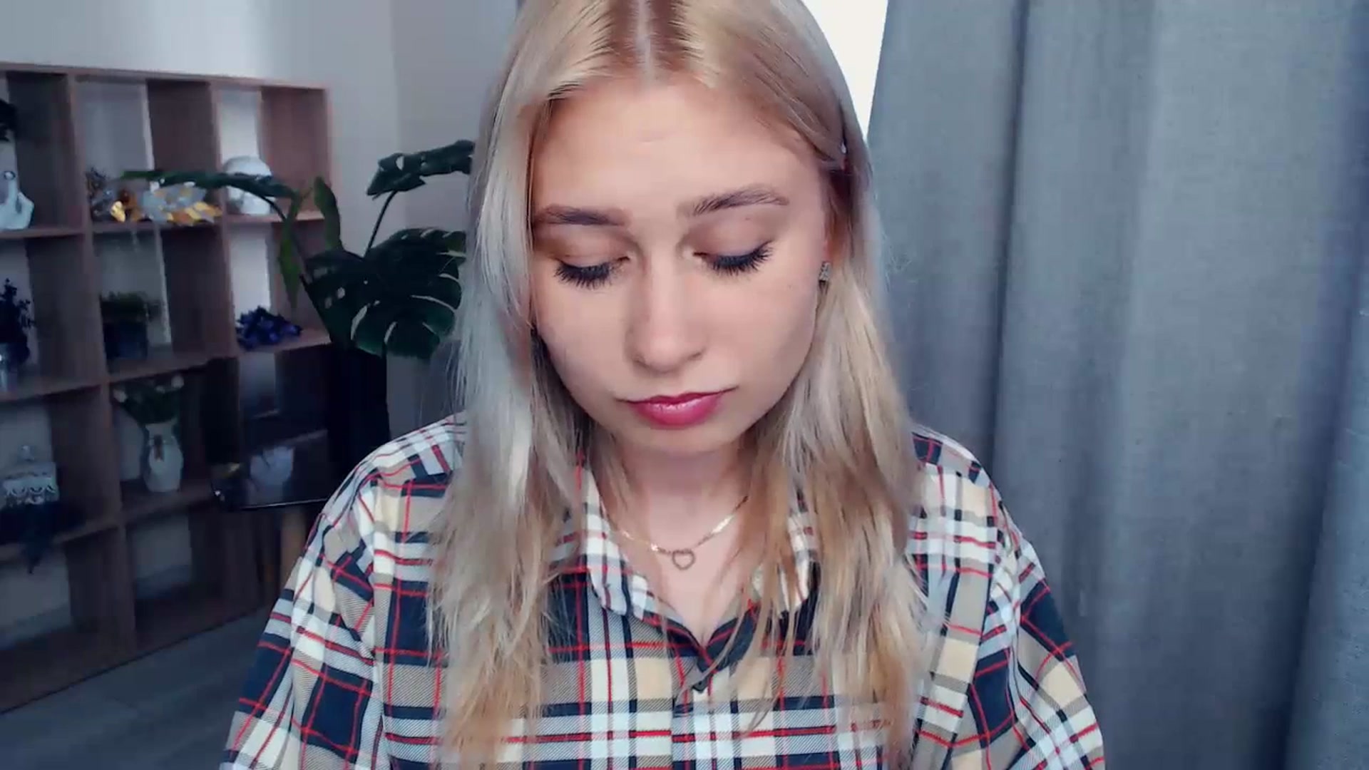Gallery image thumbnail from Kukla_kolduna's myfreecams stream on, 07/09/2023, 15:54 image 2 of 20