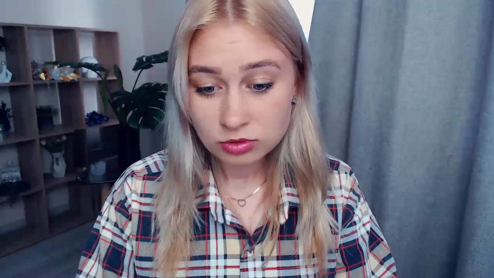 Gallery image thumbnail from Kukla_kolduna's myfreecams stream on, 07/09/2023, 15:54 image 4 of 20
