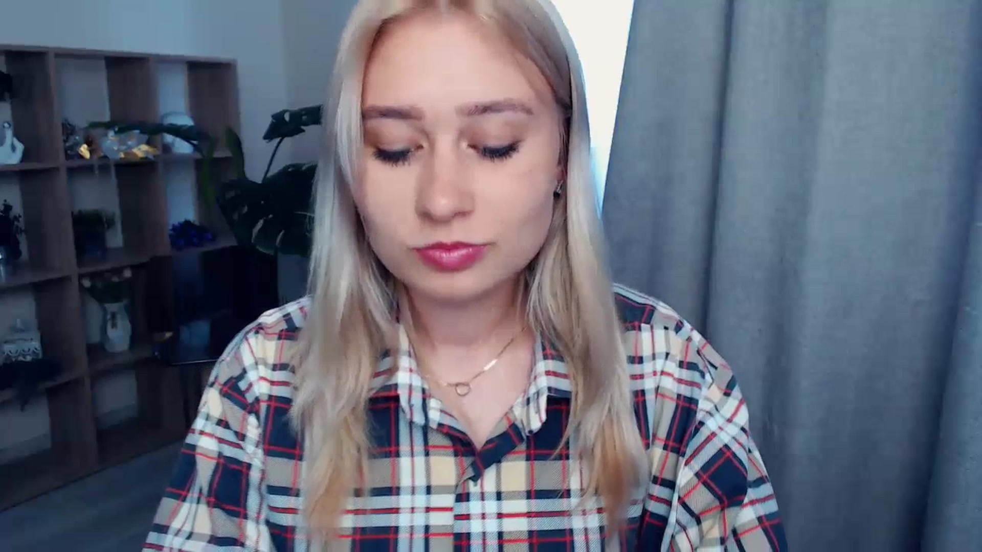 Gallery image thumbnail from Kukla_kolduna's myfreecams stream on, 07/09/2023, 15:54 image 10 of 20