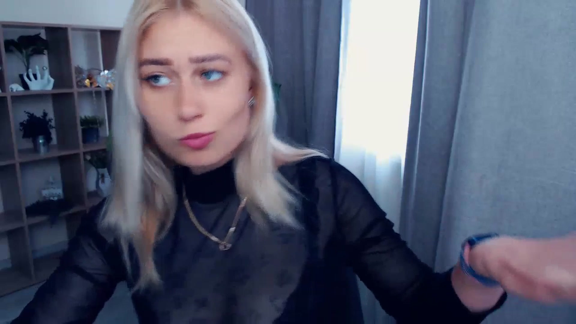 Gallery image thumbnail from Kukla_kolduna's myfreecams stream on, 07/10/2023, 13:15 image 15 of 20