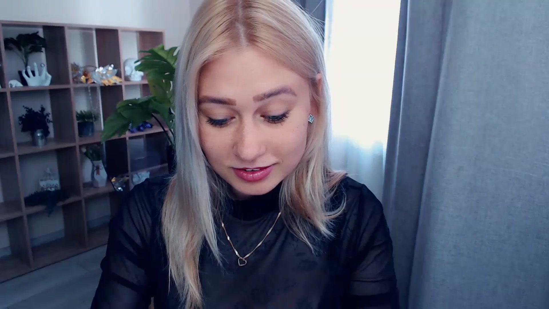 Gallery image thumbnail from Kukla_kolduna's myfreecams stream on, 07/10/2023, 13:15 image 4 of 20