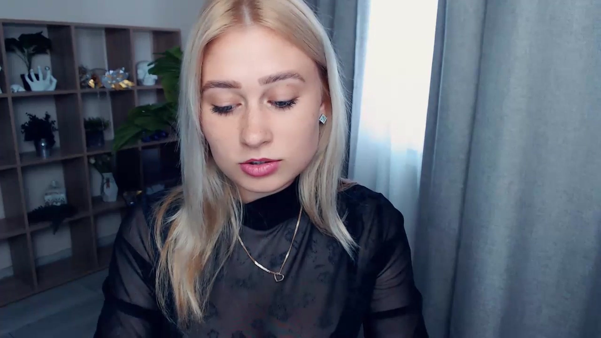Gallery image thumbnail from Kukla_kolduna's myfreecams stream on, 07/10/2023, 14:25 image 6 of 20
