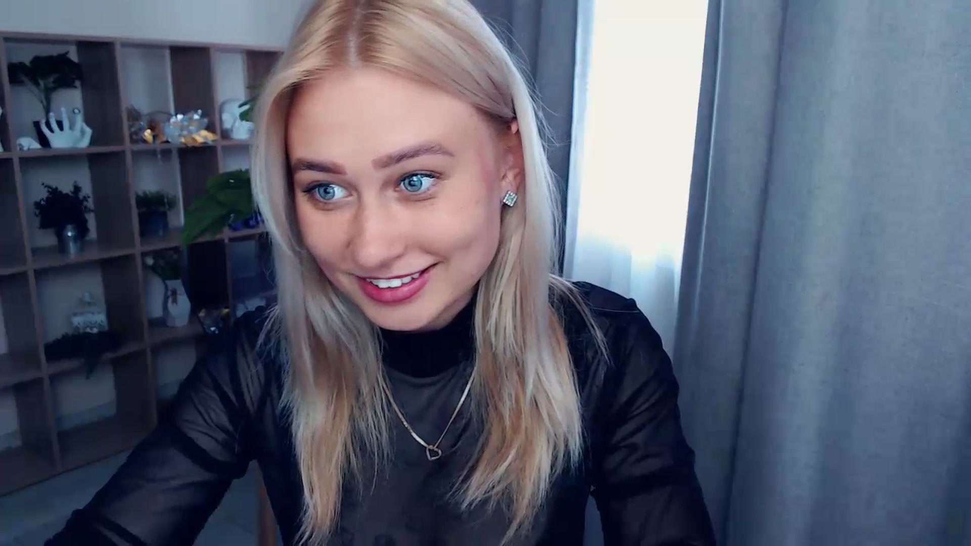 Gallery image thumbnail from Kukla_kolduna's myfreecams stream on, 07/10/2023, 15:19 image 19 of 20