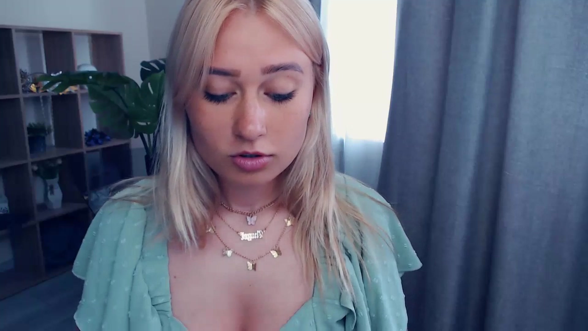 Gallery image thumbnail from Kukla_kolduna's myfreecams stream on, 07/15/2023, 11:09 image 15 of 20
