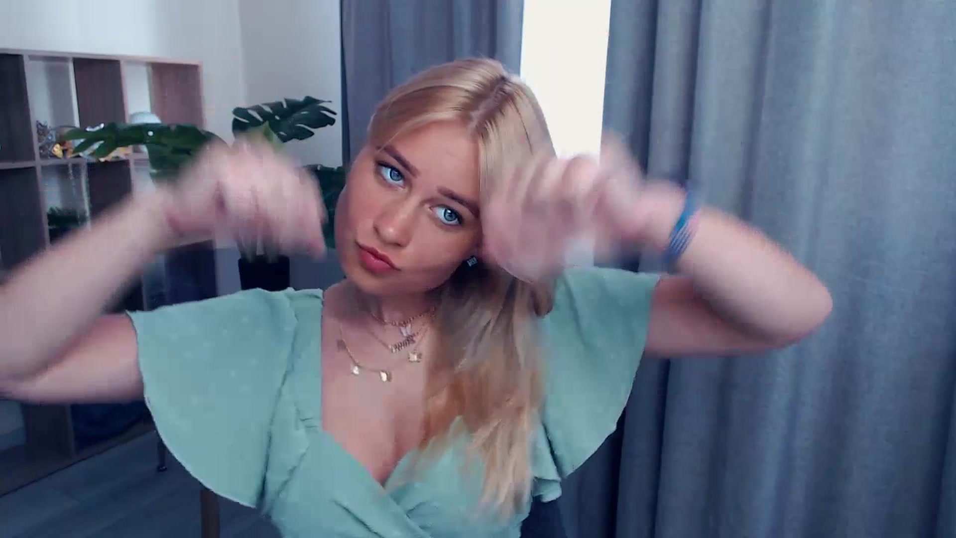 Gallery image thumbnail from Kukla_kolduna's myfreecams stream on, 07/15/2023, 13:04 image 15 of 20