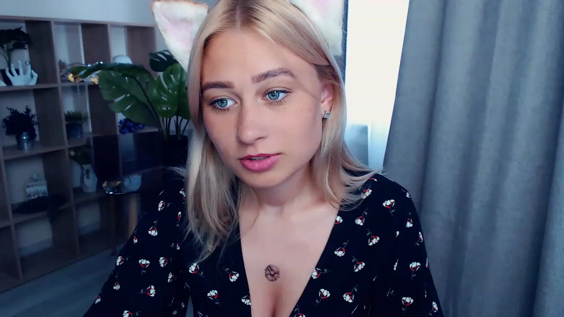 Gallery image thumbnail from Kukla_kolduna's myfreecams stream on, 07/16/2023, 14:24 image 6 of 20