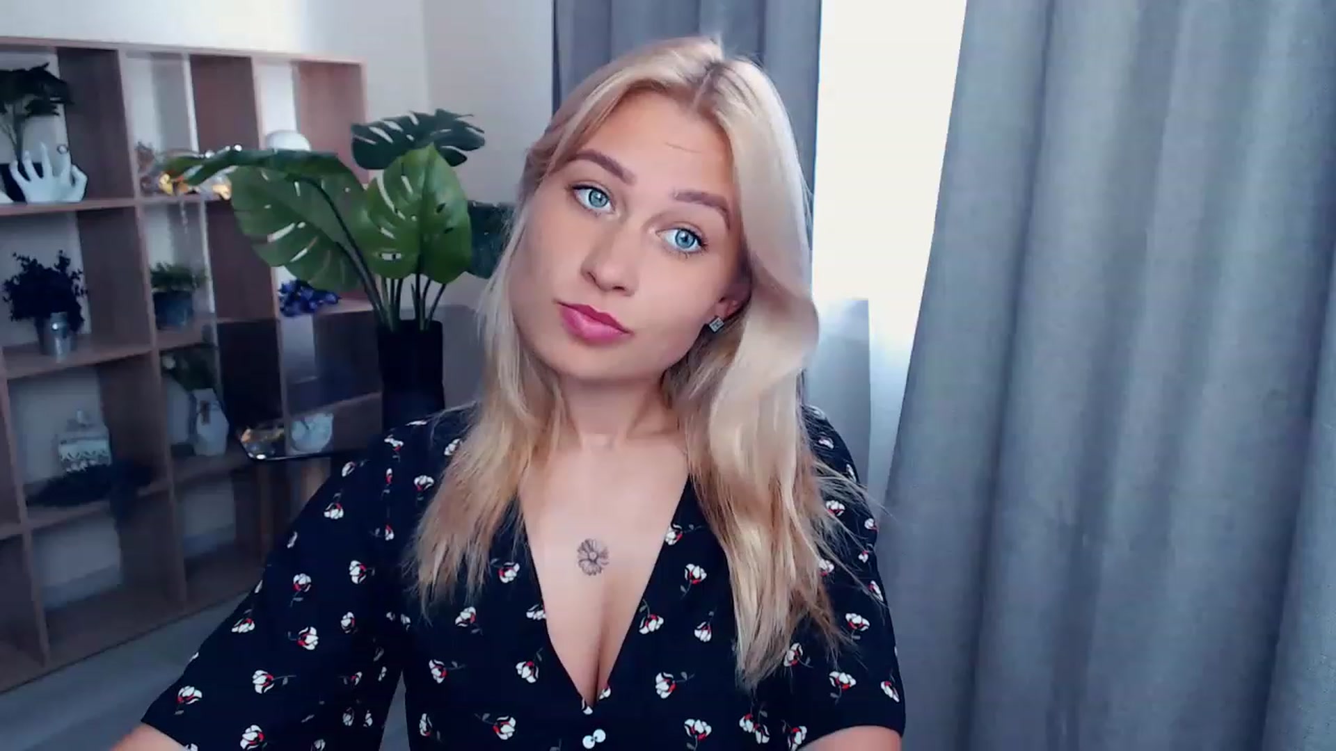 Gallery image thumbnail from Kukla_kolduna's myfreecams stream on, 07/16/2023, 14:24 image 18 of 20