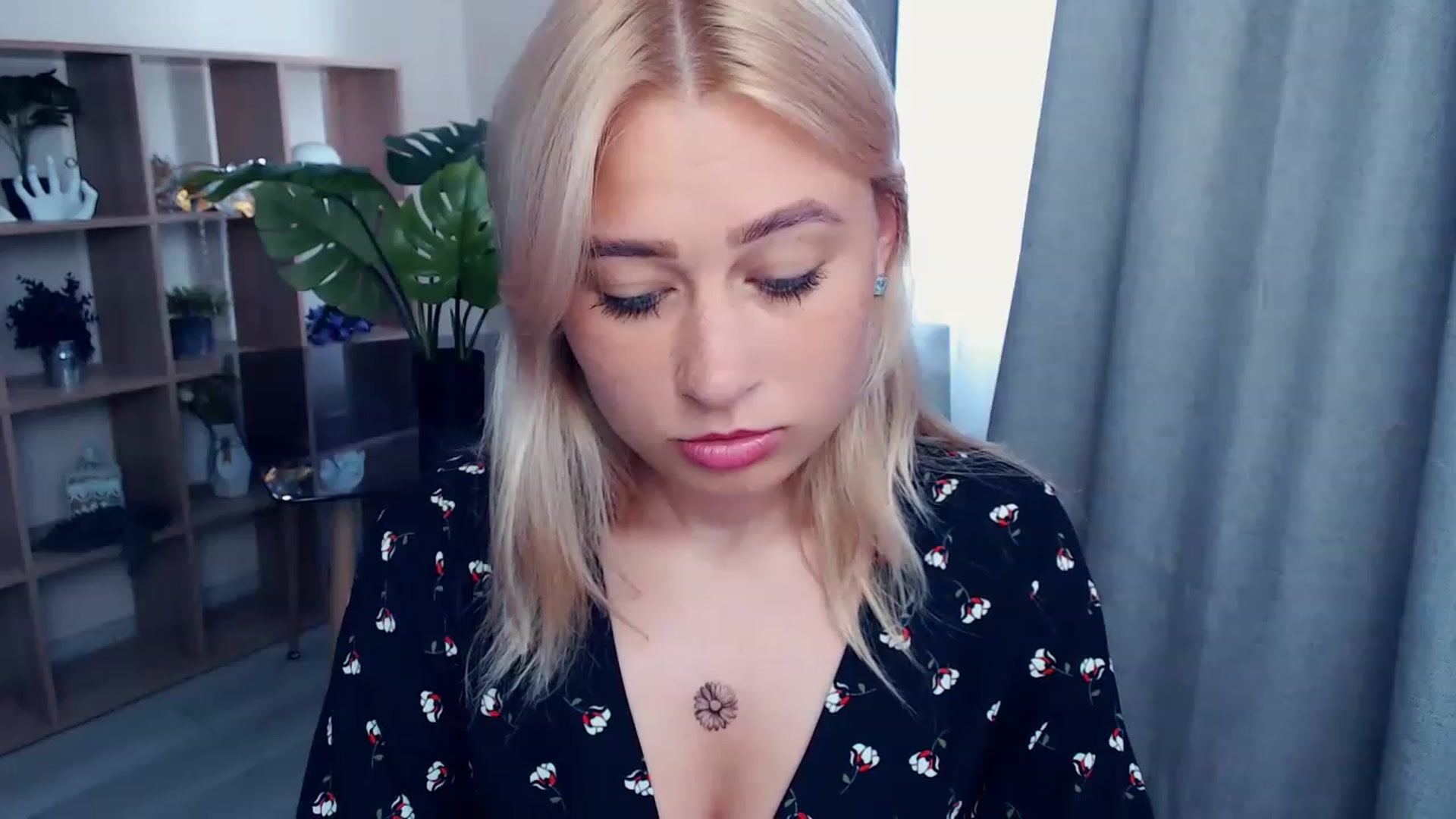 Gallery image thumbnail from Kukla_kolduna's myfreecams stream on, 07/16/2023, 14:24 image 2 of 20